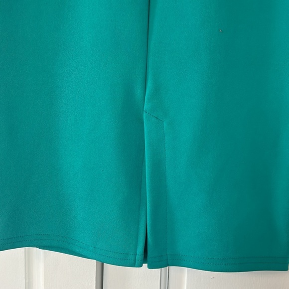 Green bodycon skirt - Picture 4 of 5